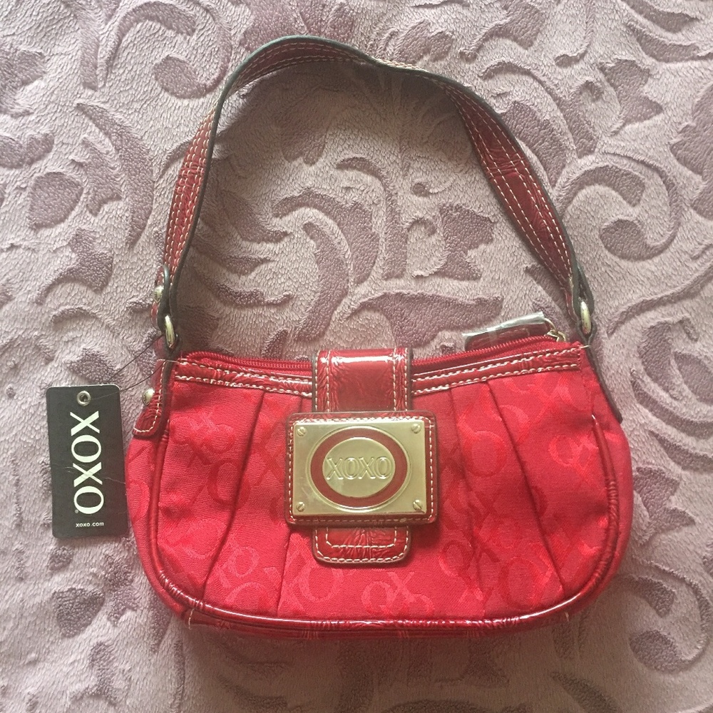 XOXO Red Mini Purse - Picture 1 of 3